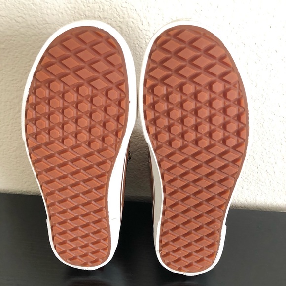 SOLD‼️Vans Sk8-Hi MTE - Picture 6 of 16